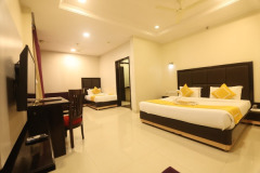 WhatsApp-Image-2025-09-01-at-13.20.03-1